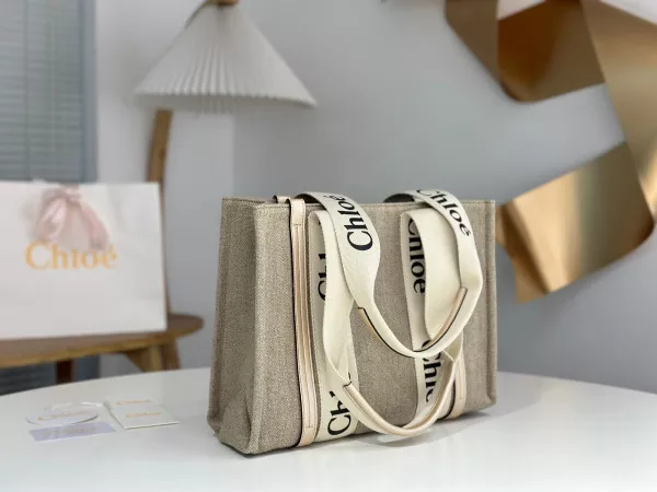 Firstbag Ru CHLOÉ medium woody tote bag 0116