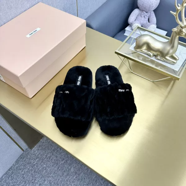 Firstbag Ru MIU MIU SLIPPERS 0121