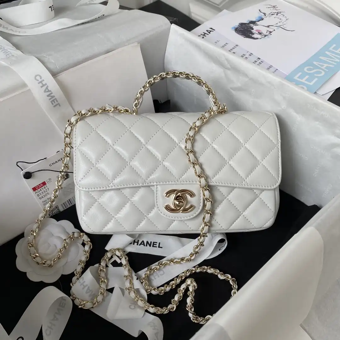 Firstbag Ru CHANEL FLAP BAG WITH TOP HANDLE-21CM 0122