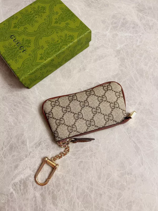 Firstbag Ru Gucci GG Marmont matelassé key case 0120