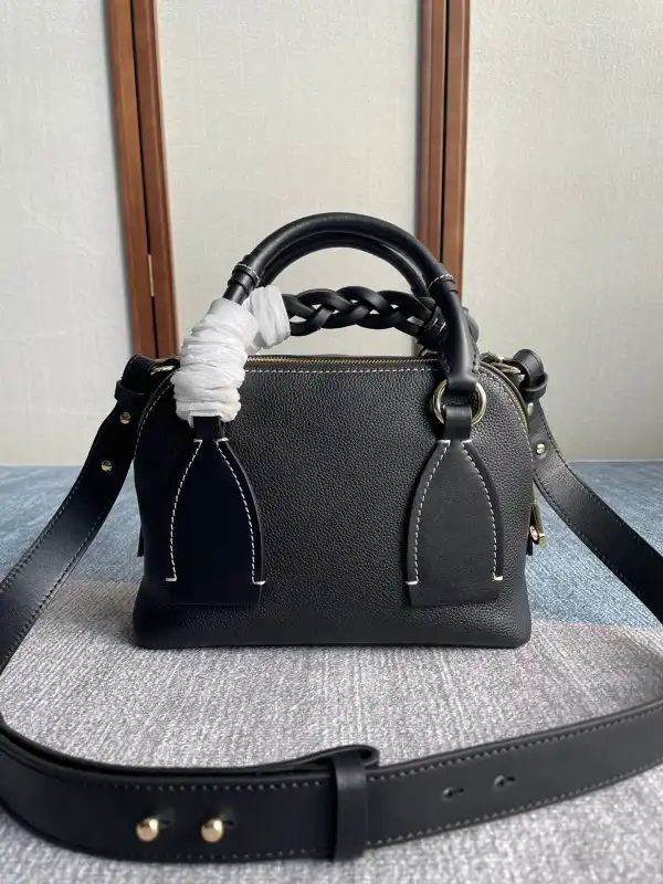 Firstbag Ru CHLOÉ SMALL DARIA BAG 0129