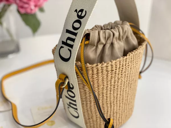 First Bag Ru CHLOÉ small basket 0116