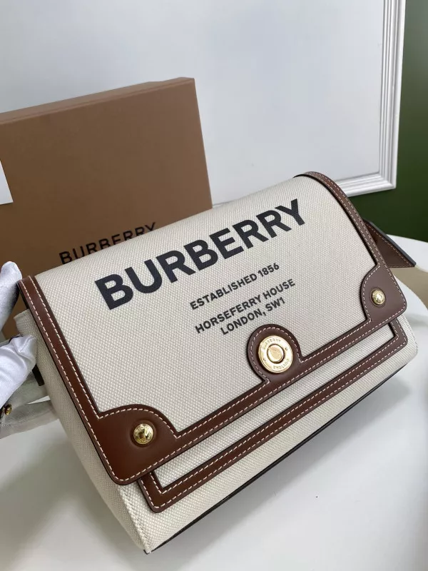 First Bag Ru BURBERRY Note Crossbody Bag-25-8.5-18cm 0117