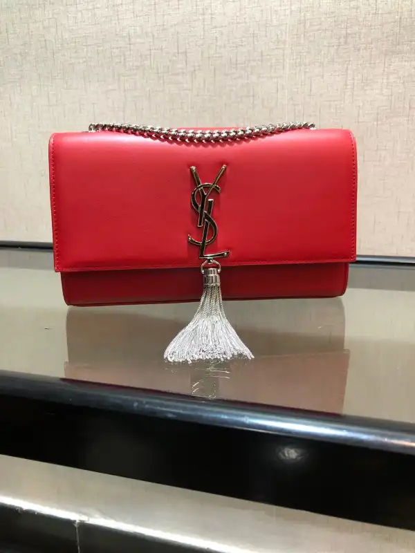 YSL KATE MEDIUM 0202