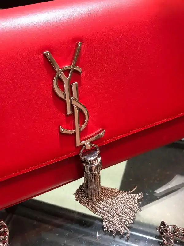 First Bag Ru YSL KATE MEDIUM 0202