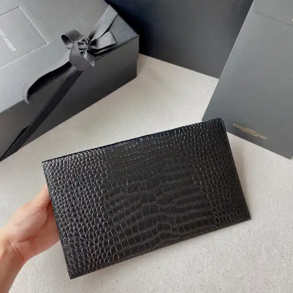 First Bag Ru YSL UPTOWN POUCH 0202