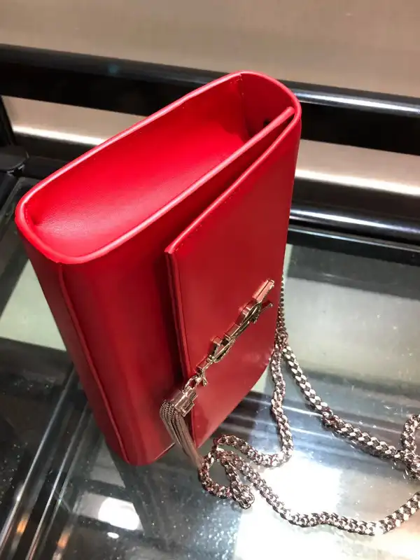 First Bag Ru YSL KATE MEDIUM 0202