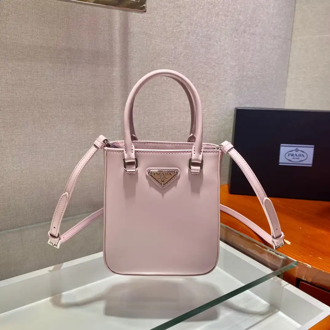 Firstbag Ru PRADA Small brushed leather tote 0201