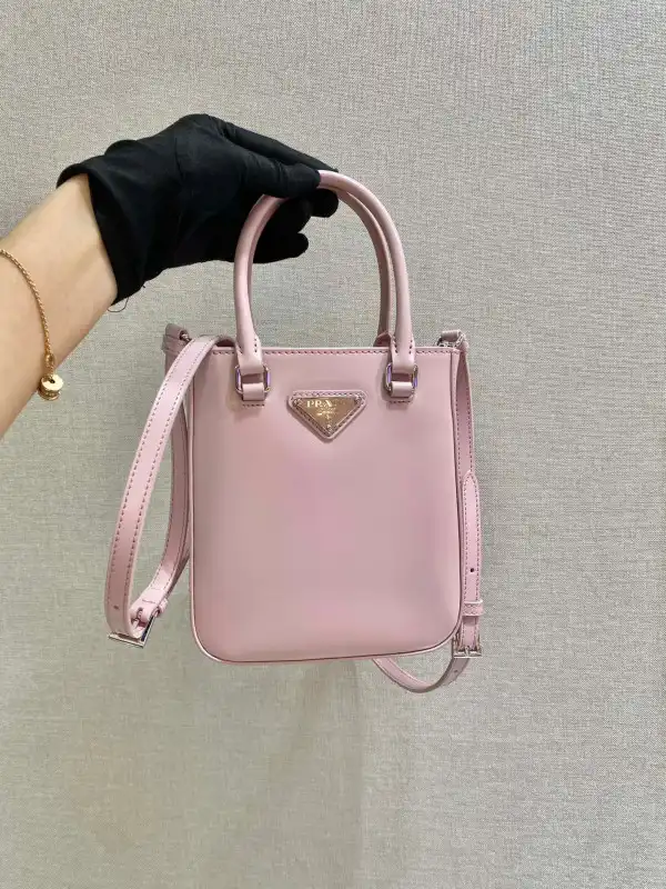 Firstbag Ru PRADA Small brushed leather tote 0201