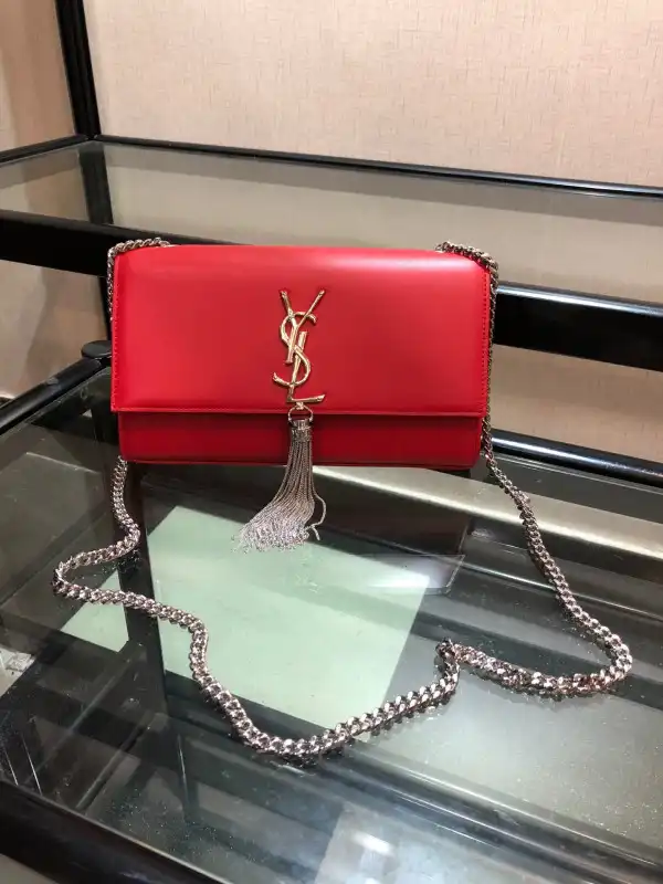 First Bag Ru YSL KATE MEDIUM 0202