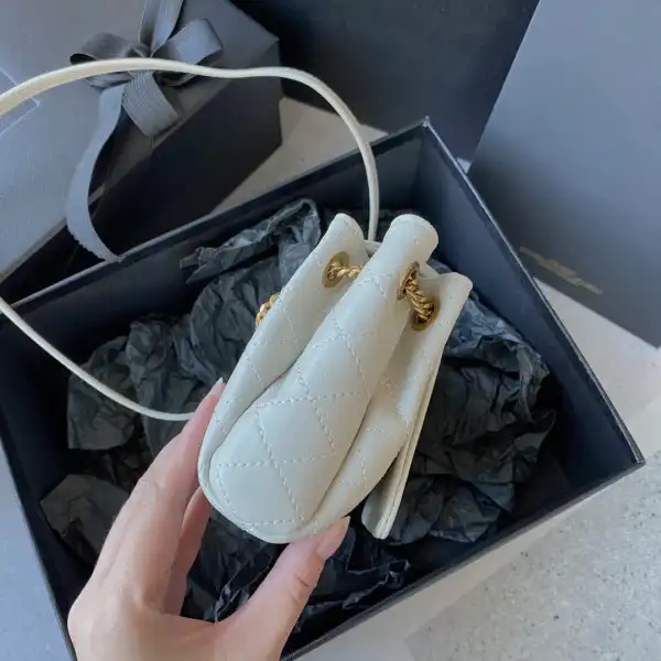 First Bag Ru YSL MINI NOLITA 0202